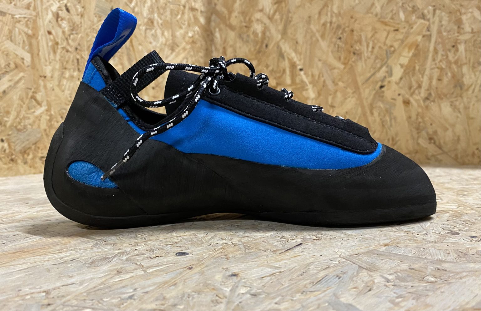 unparallel climbing shoes